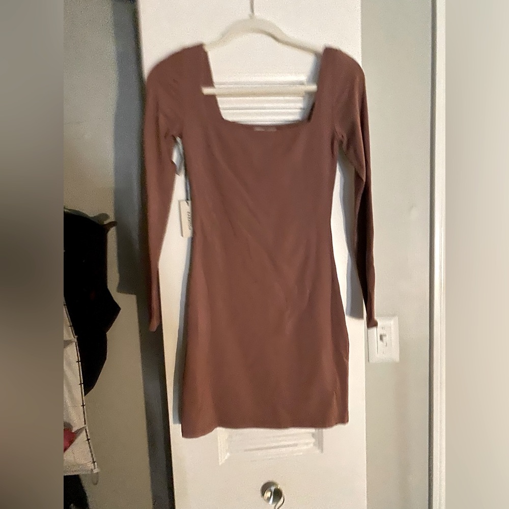 Aritzia dress!!
